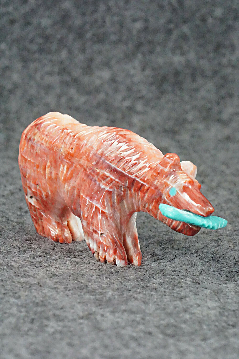 Bear Zuni Fetish Carving - Andres Quandelacy