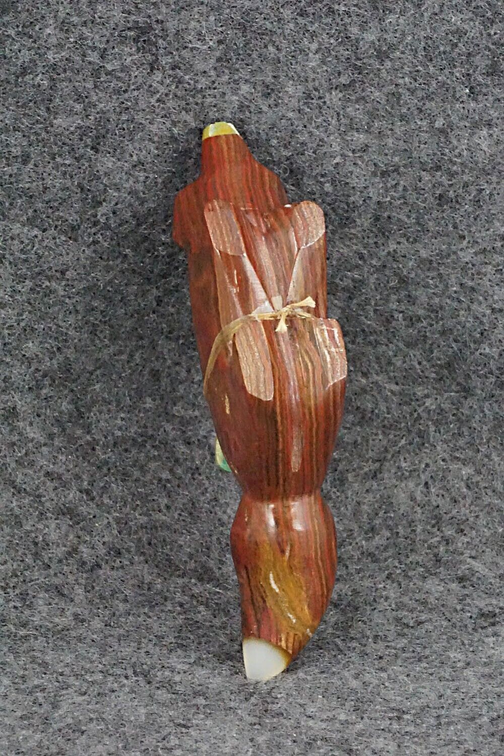 Wolf Zuni Fetish Carving - Enrike Leekya