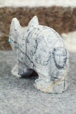 Armadillo Zuni Fetish Carving - Derrick Kaamasee