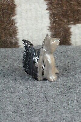 Fox Zuni Fetish Carving - Calvert Bowannie