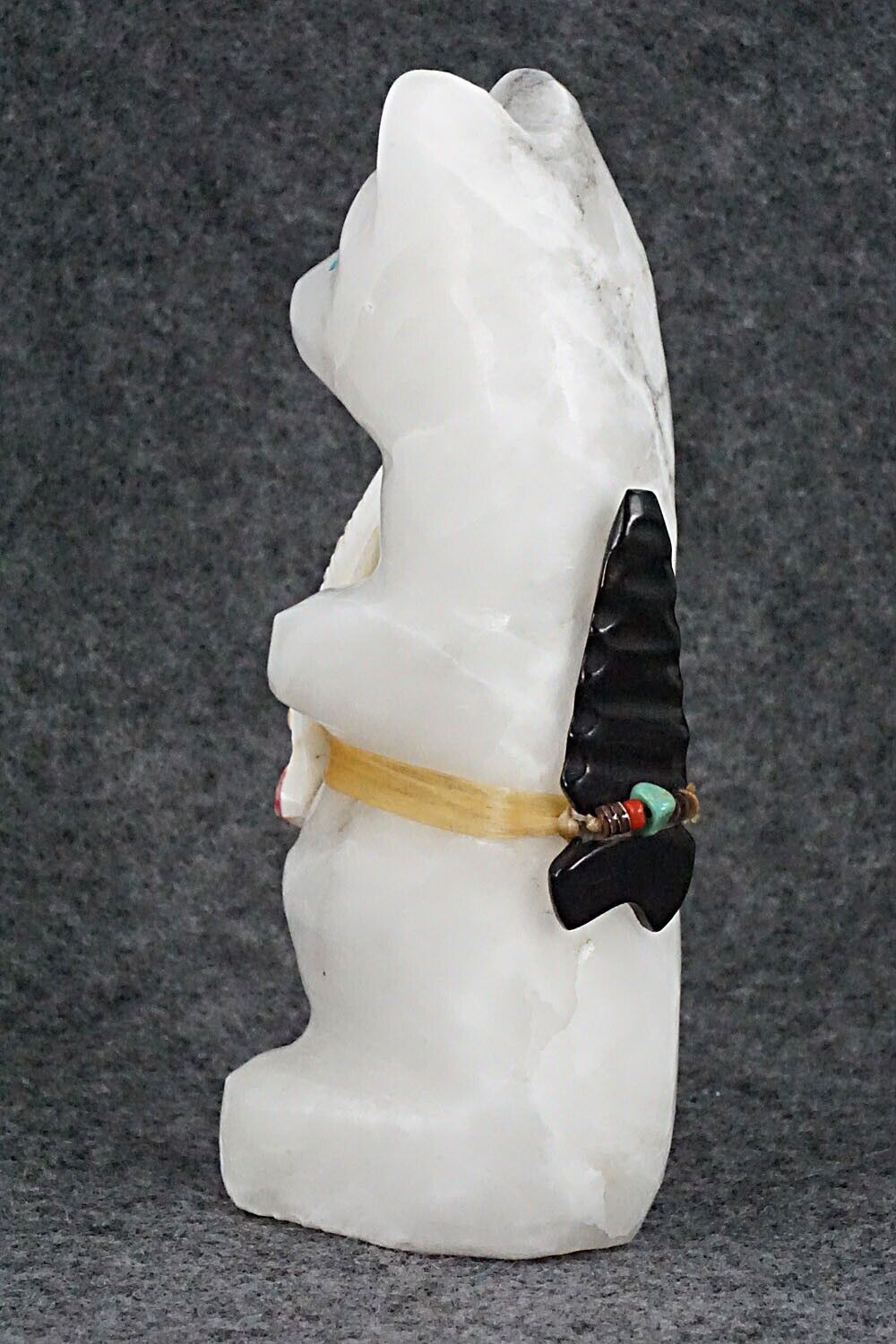 Bear Zuni Fetish Carving - Peter Gasper