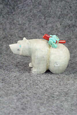 Bear Zuni Fetish Carving - Paulette Quam