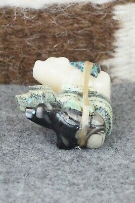 Bear Zuni Fetish Carving - Jeff Eriacho