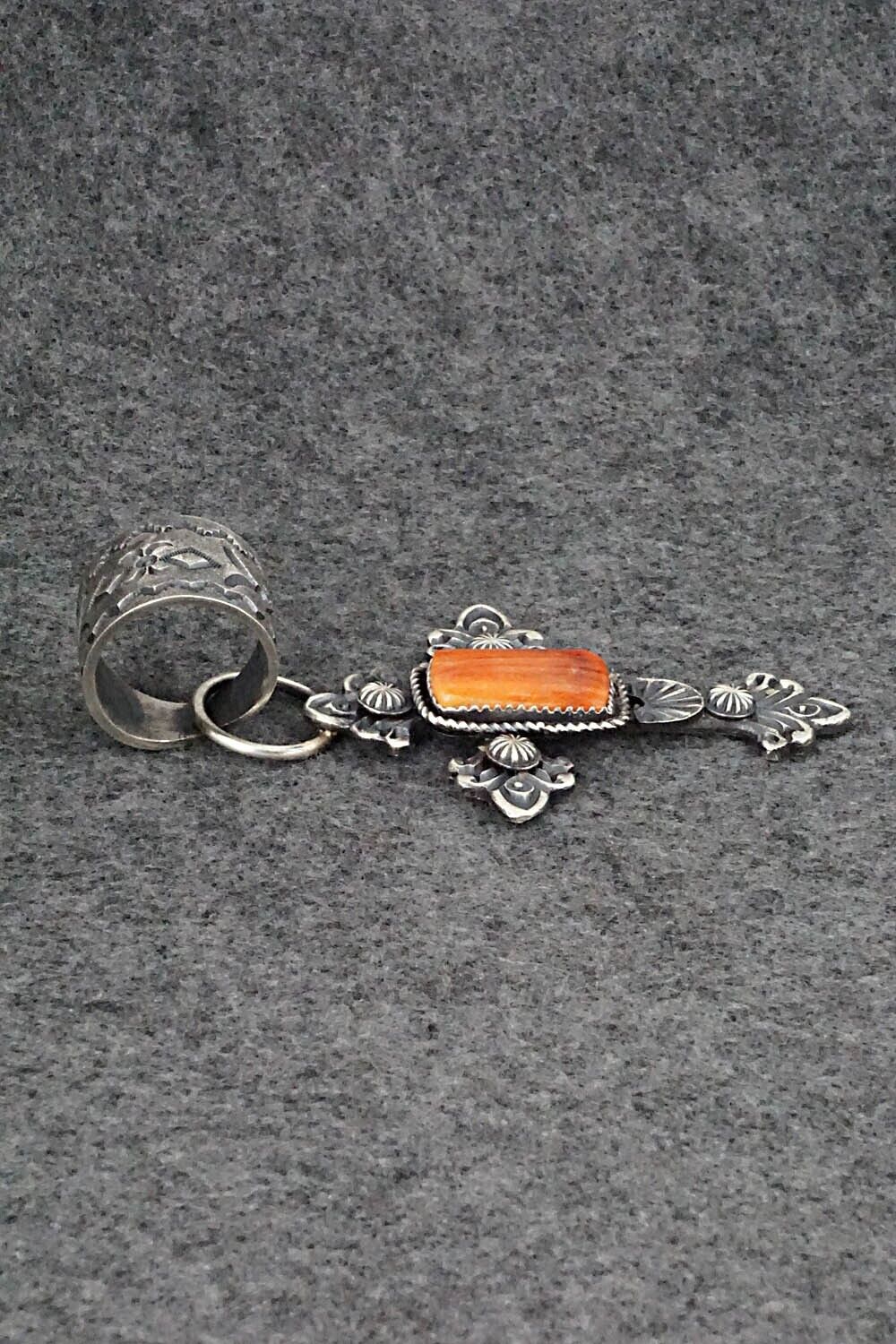 Spiny Oyster and Sterling Silver Pendant - Eva Billah