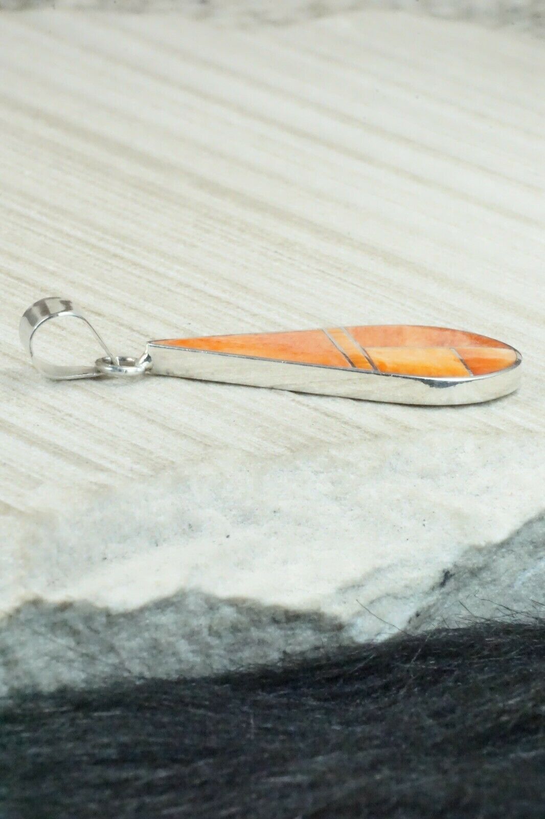 Spiny Oyster & Sterling Silver Pendant - Harold Smith