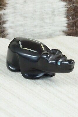Bear Zuni Fetish Carving - Roger Pino