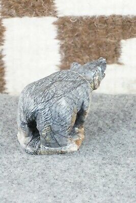 Bear Zuni Fetish Carving - Derrick Kaamasee