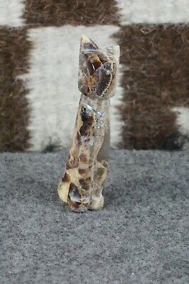 Cat Zuni Fetish Carving - Kenny Chavez