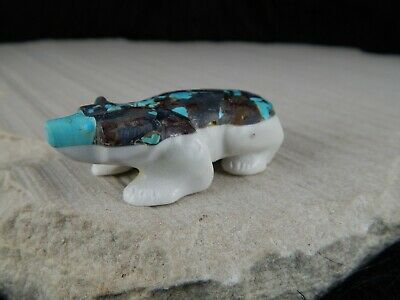 Badger Zuni Fetish Carving - Nelson Yatsattie - High Lonesome Trading