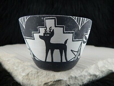 Zuni Pottery - Darla Westika - Zuni Handmade Pottery - Native American - High Lonesome Trading