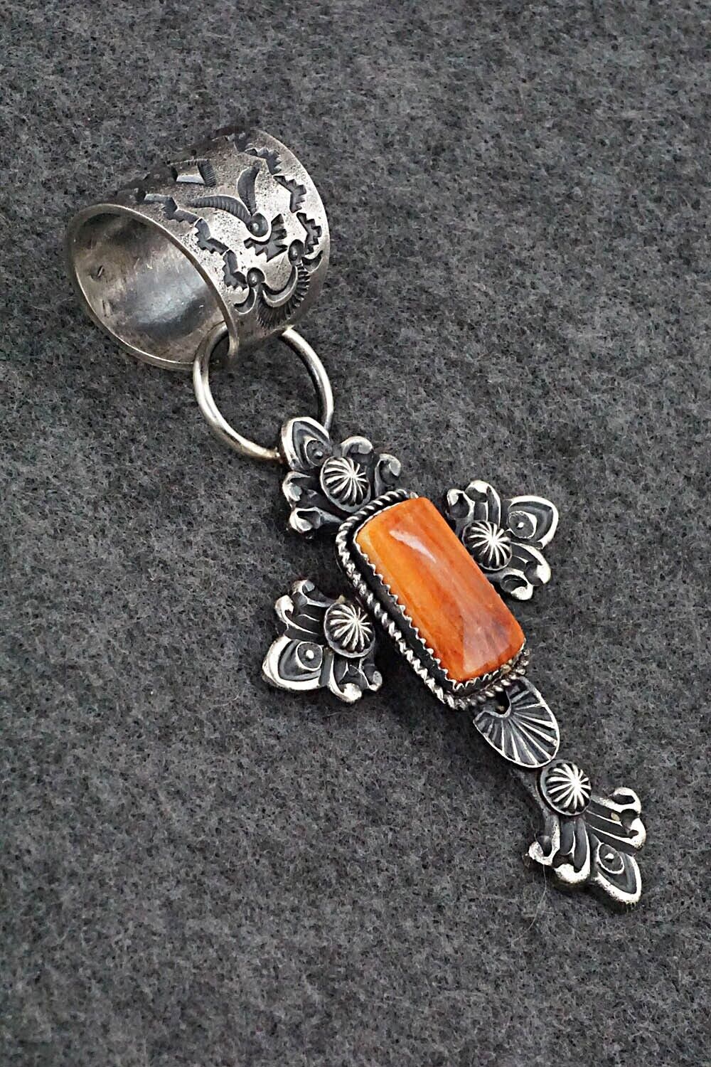 Spiny Oyster and Sterling Silver Pendant - Eva Billah