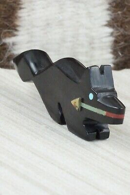 Wolf Zuni Fetish Carving - Ida Yazzie