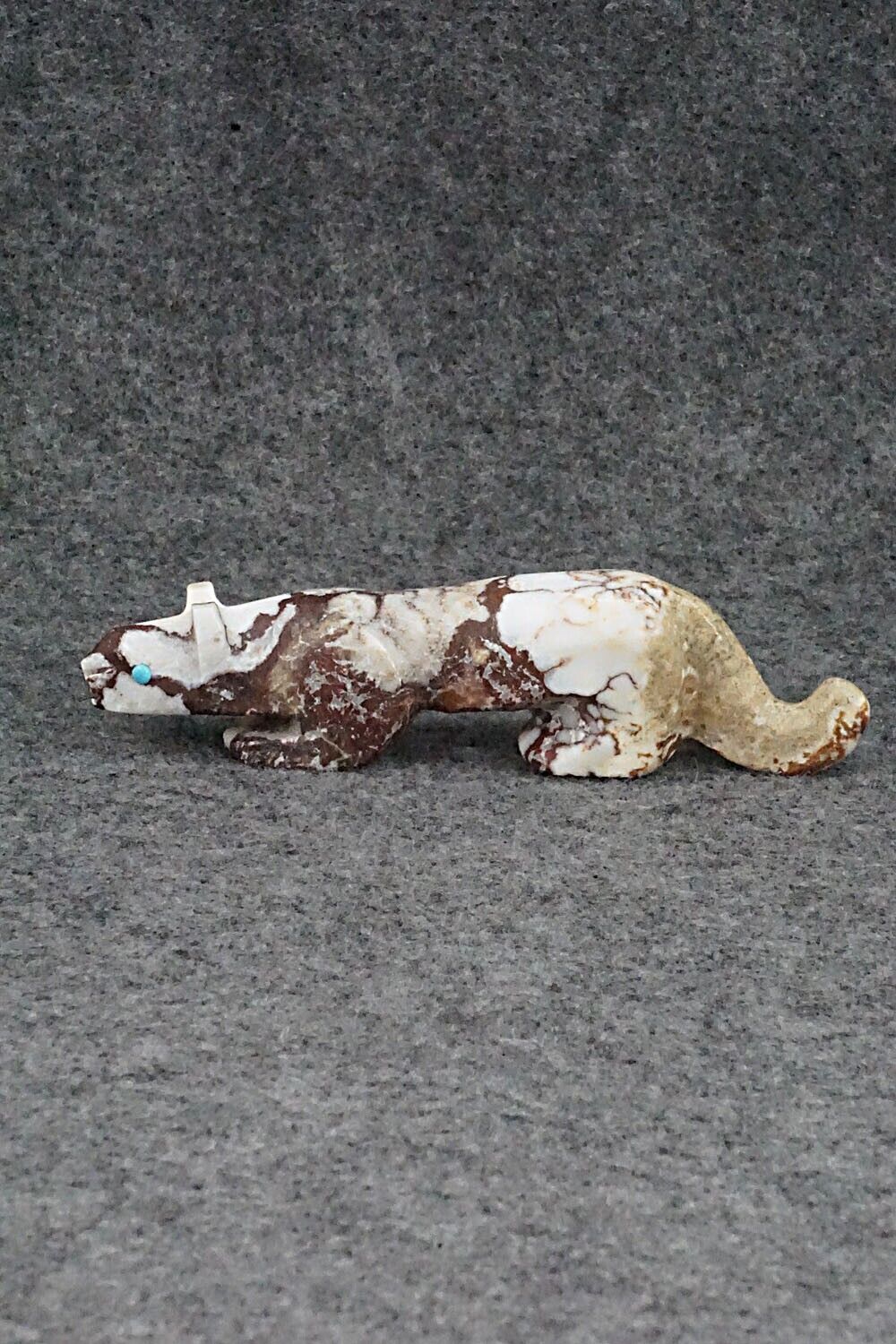 Mountain Lion Zuni Fetish Carving - Ronnie Lunasee