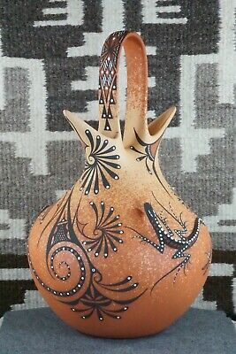 Zuni Pottery - Deldrick Cellicion