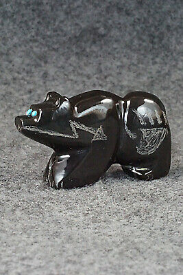 Bear Zuni Fetish Carving - Jared Amesoli