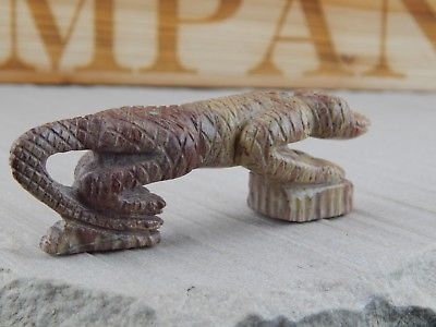 Lizard Zuni Fetish Carving - Edward Pooacha - High Lonesome Trading