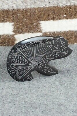 Bear Zuni Fetish Carving - Jonathan Natewa