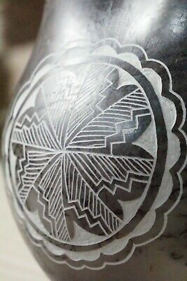 Acoma Pottery - Veronica Lewis