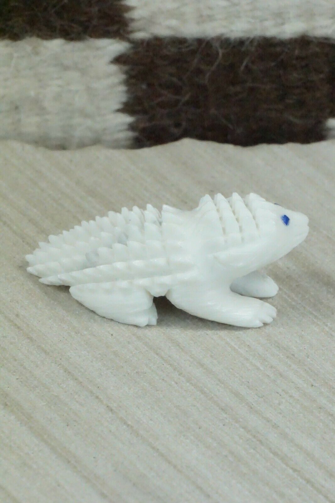 Porcupine Zuni Fetish Carving - Jonas Hastito