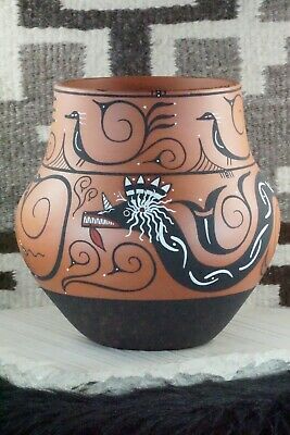 Zuni Pottery - Peynetsa