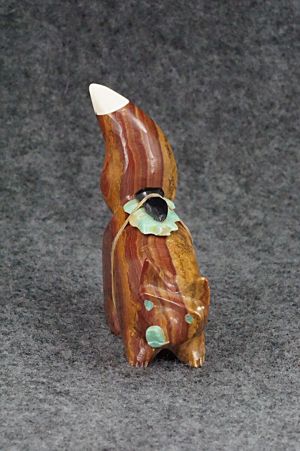 Wolf Zuni Fetish Carving - Enrike Leekya