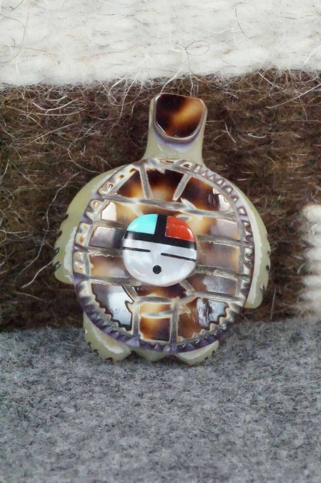 Turtle Zuni Fetish Carving - Darrin Boone