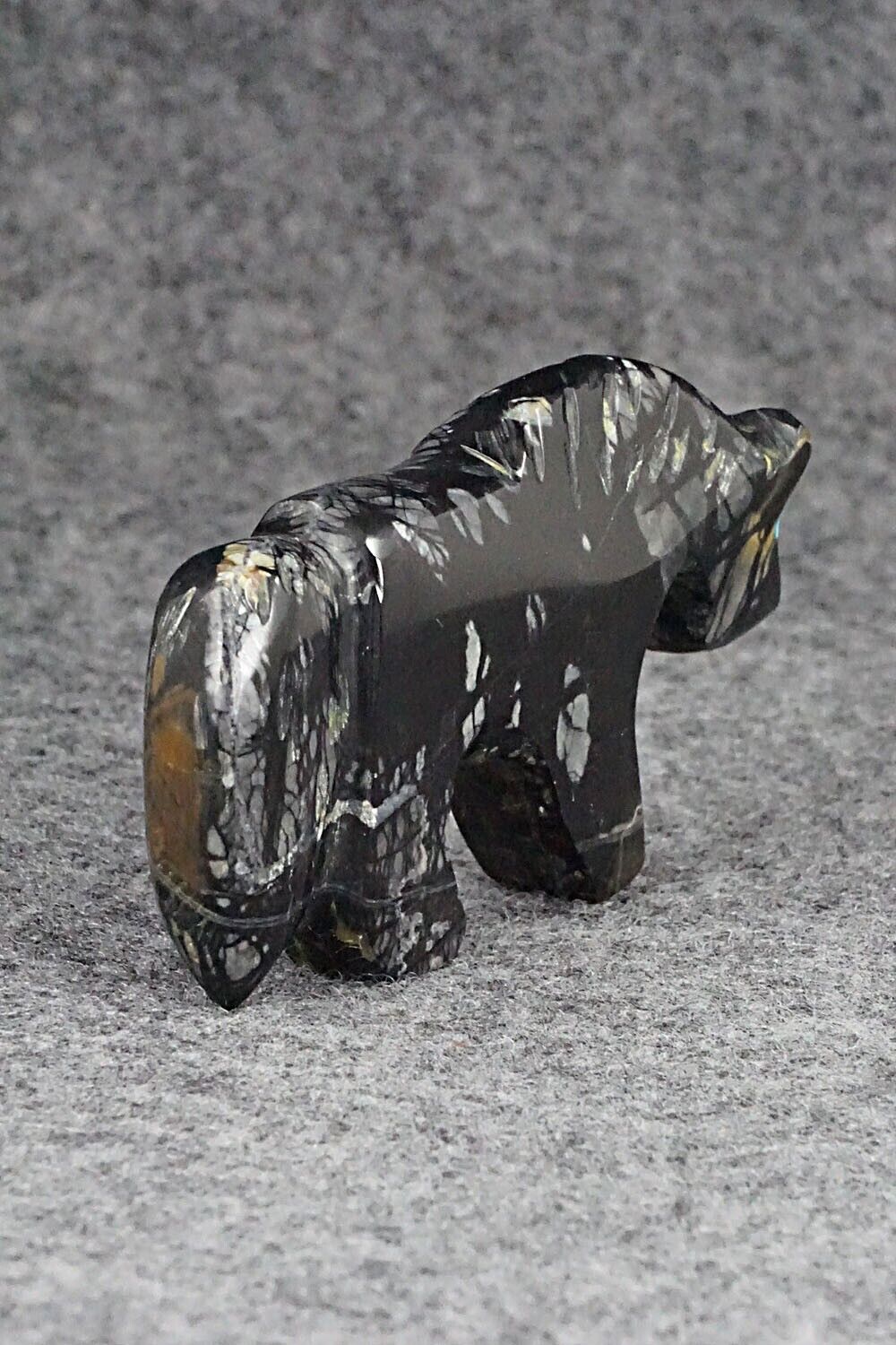 Horse Zuni Fetish Carving - Rodney Laiwakete