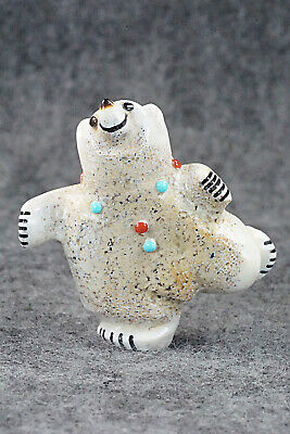 Bear Zuni Fetish Carving - Claudia Peina