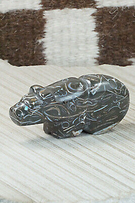 Bear Zuni Fetish Carving - Michael Mahooty