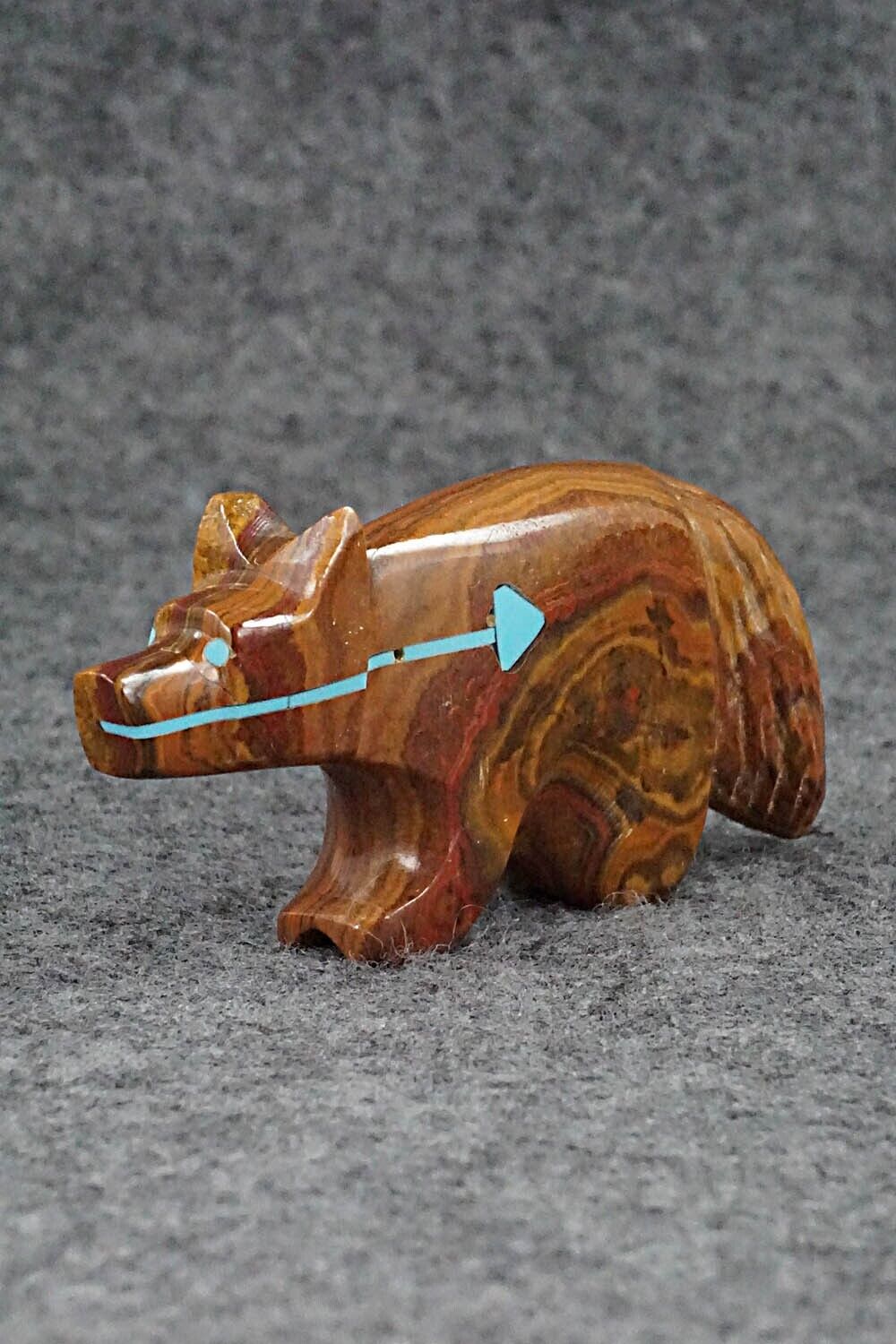 Wolf Zuni Fetish Carving - Rodney Laiwakete