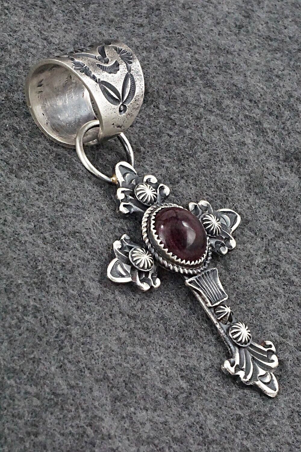Spiny Oyster and Sterling Silver Pendant - Eva Billah