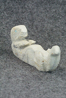 Otter Zuni Fetish Carving - Tony Mackel