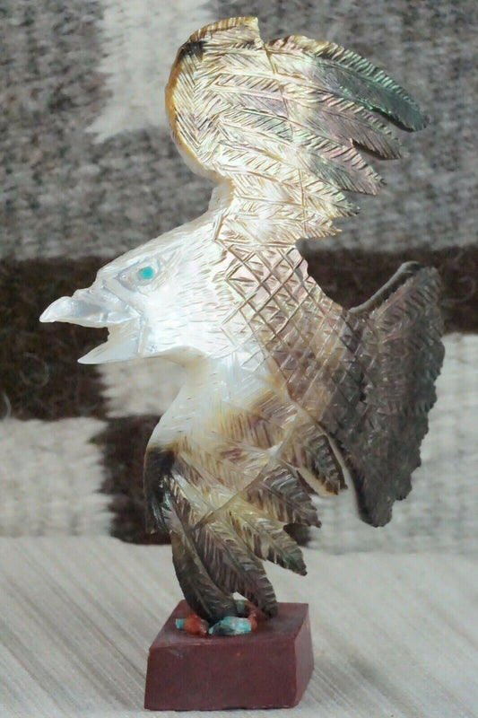 Eagle Zuni Fetish Carving - Jon Quam