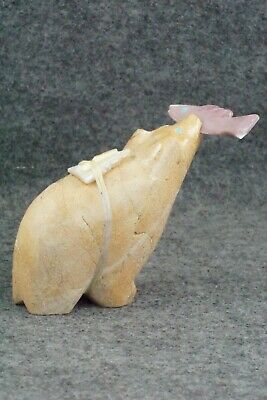 Bear Zuni Fetish Carving - Delvin Leekya