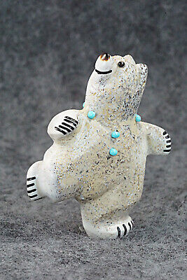 Bear Zuni Fetish Carving - Claudia Peina