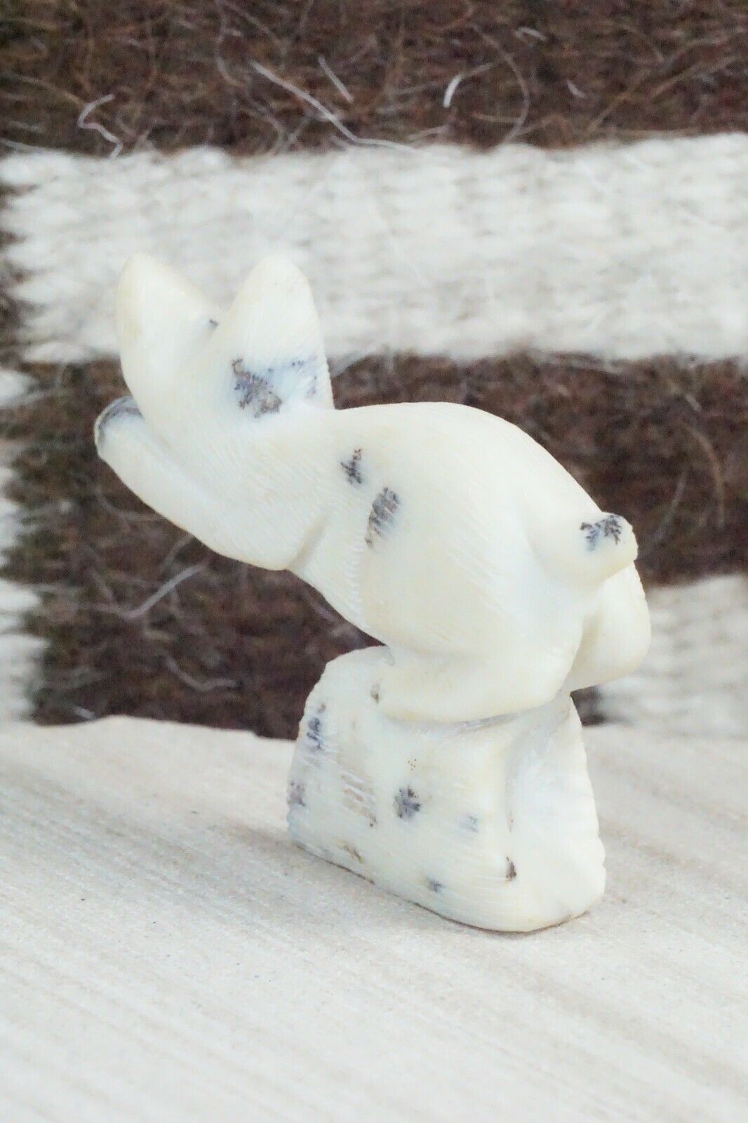 Bobcat Zuni Fetish Carving - Colin Weeka