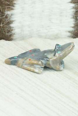 Frog Zuni Fetish Carving - Todd Lowsayatee
