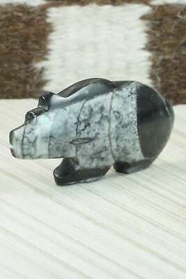 Bear Zuni Fetish Carving - Bernard Laiwakete