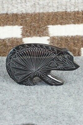 Bear Zuni Fetish Carving - Jonathan Natewa