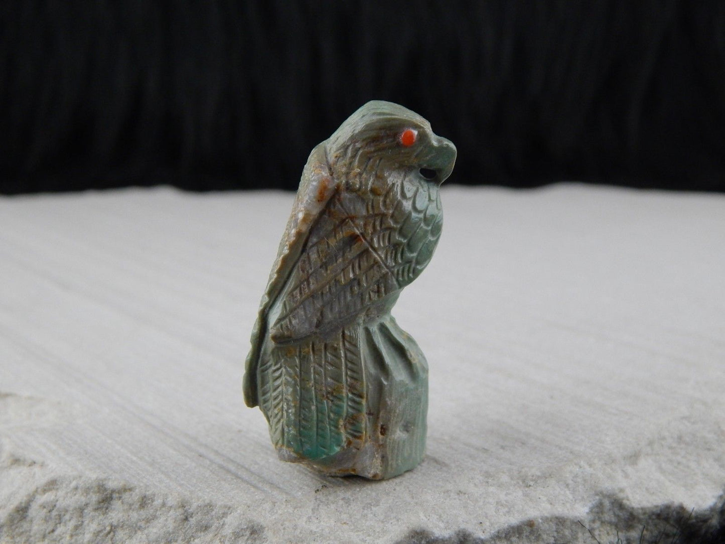 Eagle Zuni Fetish Carving - Derrick Kaamasee - High Lonesome Trading