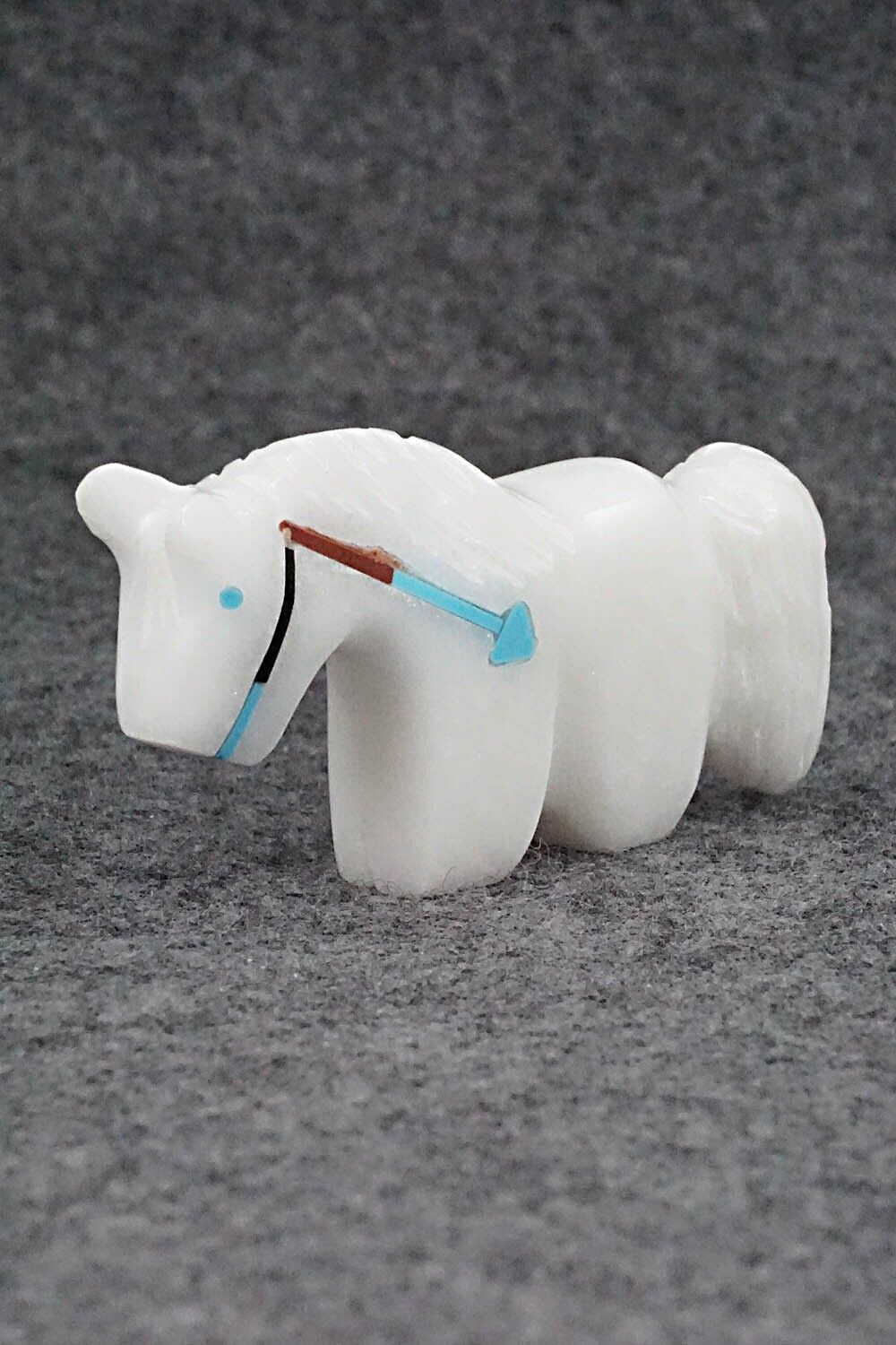 Horse Zuni Fetish Carving - Rodney Laiwakete