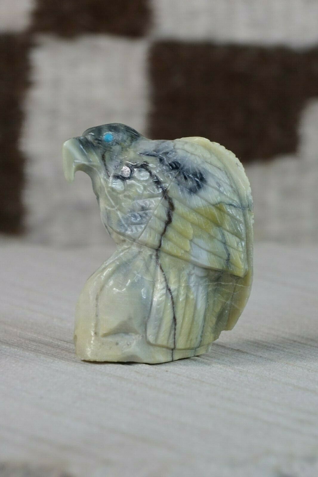Eagle Zuni Fetish Carving - Derrick Kaamasee - High Lonesome Trading