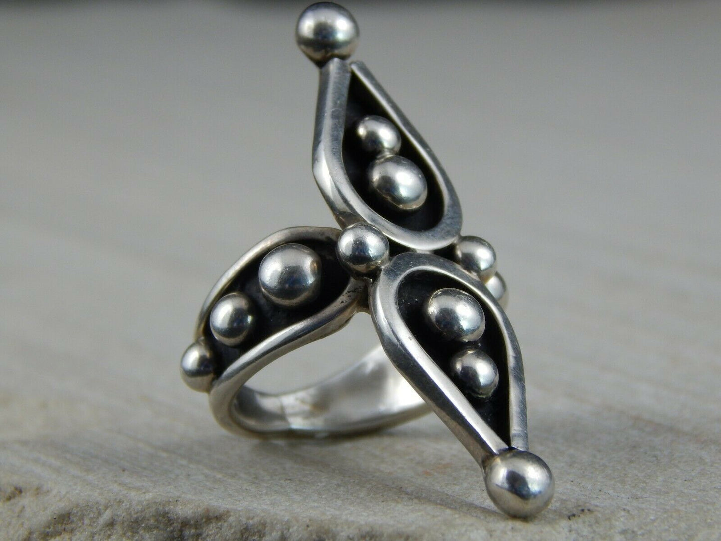 Navajo Sterling Silver Ring - G. Nez - Native American - Size 6 - High Lonesome Trading