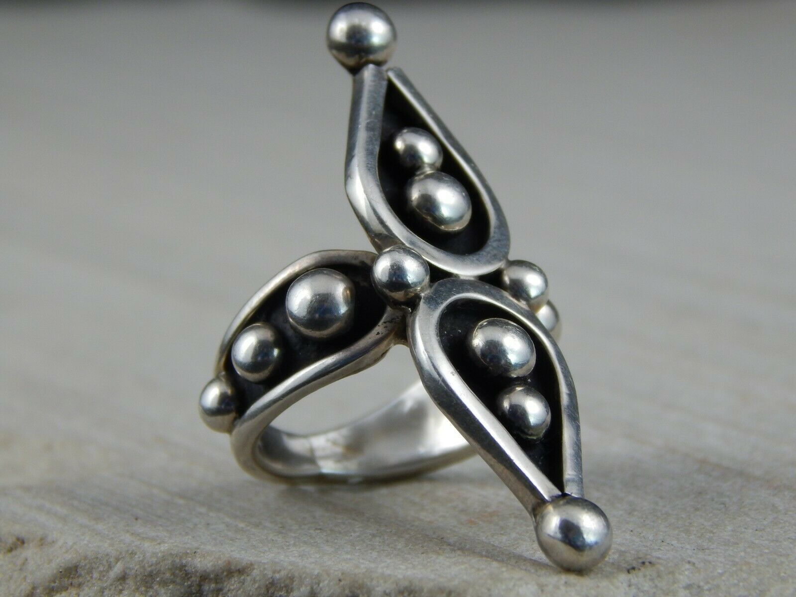 Navajo Sterling Silver Ring - G. Nez - Native American - Size 6 - High Lonesome Trading