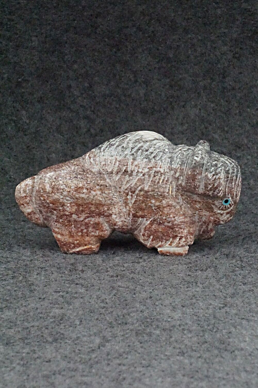 Buffalo Zuni Fetish Carving - Chris Nastacio