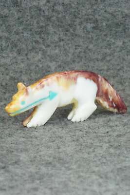 Wolf Zuni Fetish Carving - Andres Quandelacy