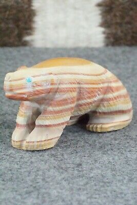 Bear Zuni Fetish Carving - Derrick Kaamasee