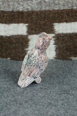 Owl Zuni Fetish Carving - Michael Mahooty