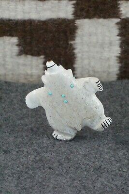 Bear Zuni Fetish Carving - Claudia Peina