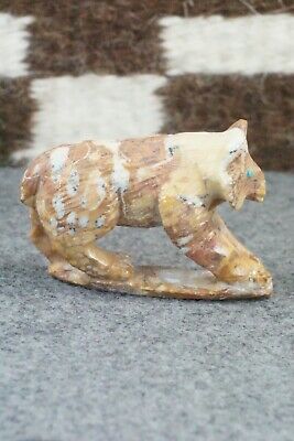 Bobcat Zuni Fetish Carving - Derrick Kaamasee